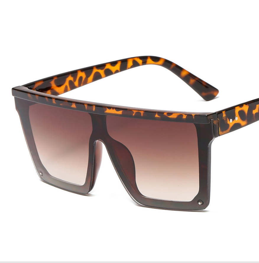 Vintage Women Black Sunglasses Oversized Square Classic Shaped Trendy Sunglasses Luxury Leopard Big Frame Style Sun Glasses For Female Fashion UV Protection Flat Lens Shades